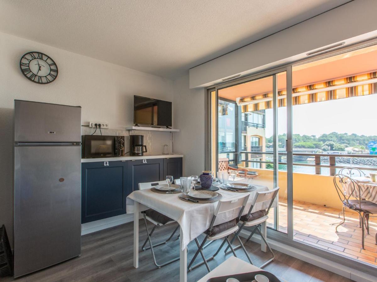 Les Terrasses Notre Dame Du Port-8 By Interhome Apartment *
